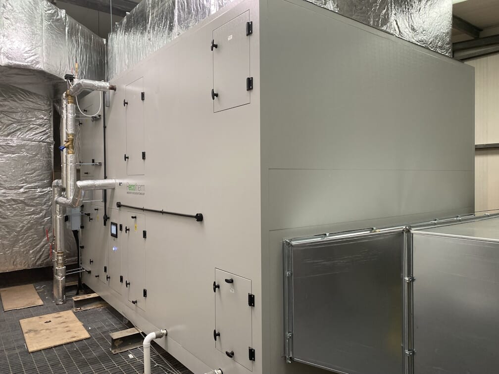 4949 Golden Palm CVME 1000 Mezzanine